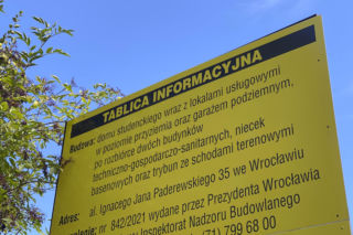 Dawny basen na Terenach Olimpijskich - deweloper rozpoczął budowę akademika na obszarze objętym ochroną konserwatorską
