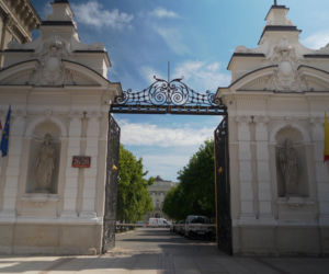 Zabił pracownicę UW, nie trafi do więzienia? Rok po tragedii wracamy na kampus. „Zamiast pomóc, ludzie nagrywali”