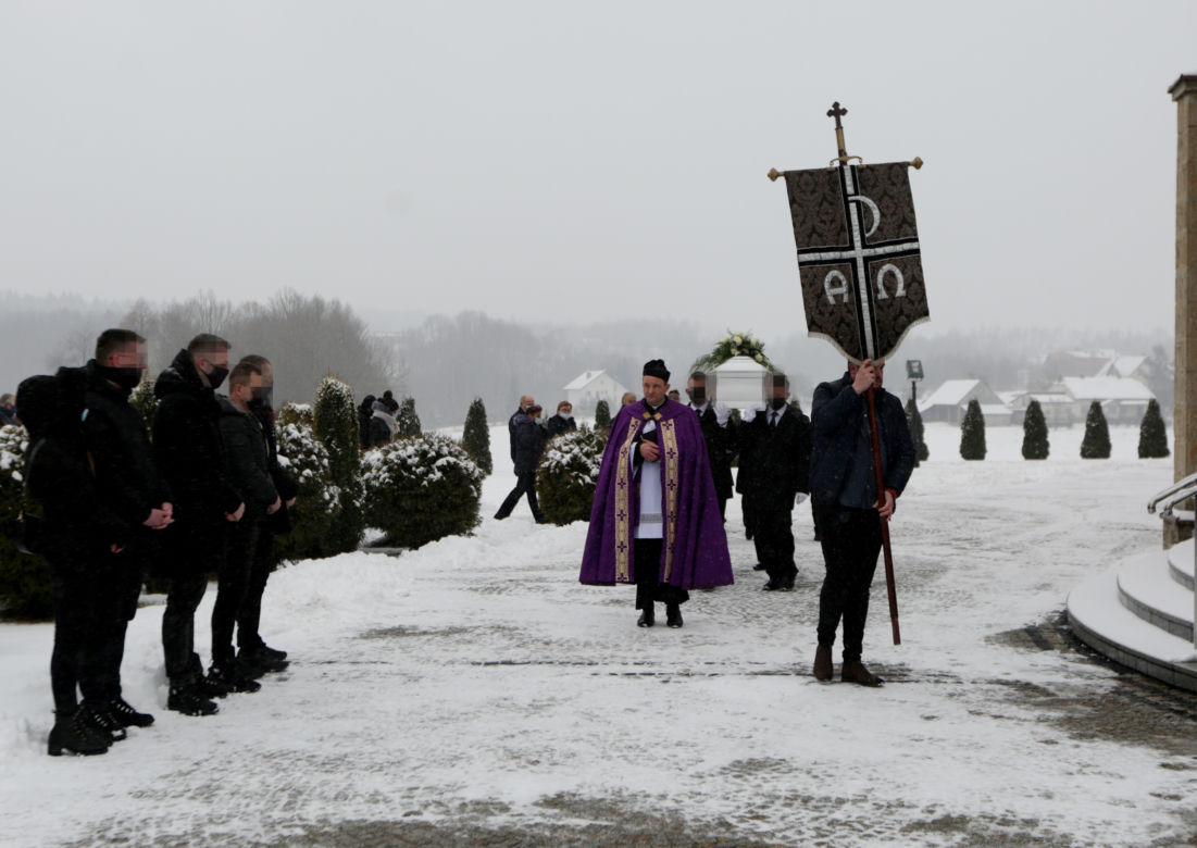 Mija rok od morderstwa Dawida. Śmiertelne ciosy w plecy zadali mu koledzy. Jest akt oskarżenia