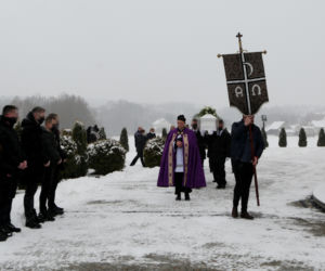 Mija rok od morderstwa Dawida. Śmiertelne ciosy w plecy zadali mu koledzy. Jest akt oskarżenia