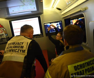 Gigantyczny pożar fabryki drutu w Gliwicach. Strażacy rozpoczęli dogaszanie pogorzeliska