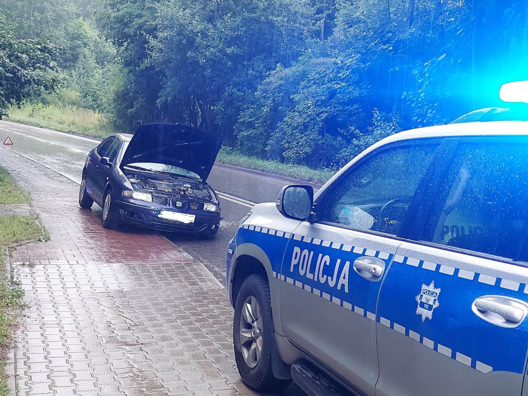 Kolizja na drodze Pawłów - Dąbrowa