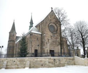 To jedno z najpiękniejszych miast w województwie łódzkim. Jest też jedną z najstarszych osad w Polsce