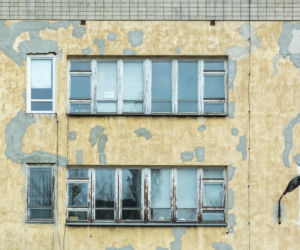 Dawna szkoła powszechna na Słomińskiego 1 w Warszawie