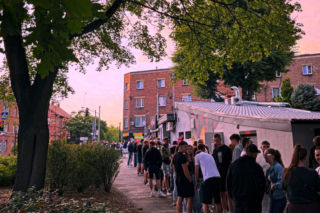 Ten kebab podbił internet. KeBila otwiera nowy, dużo większy lokal