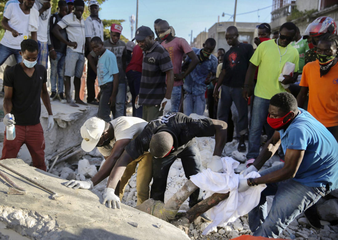 Trzęsienie ziemi na Haiti. Ponad tysiąc ofiar trzęsienia ziemi! Drugie tyle zaginionych