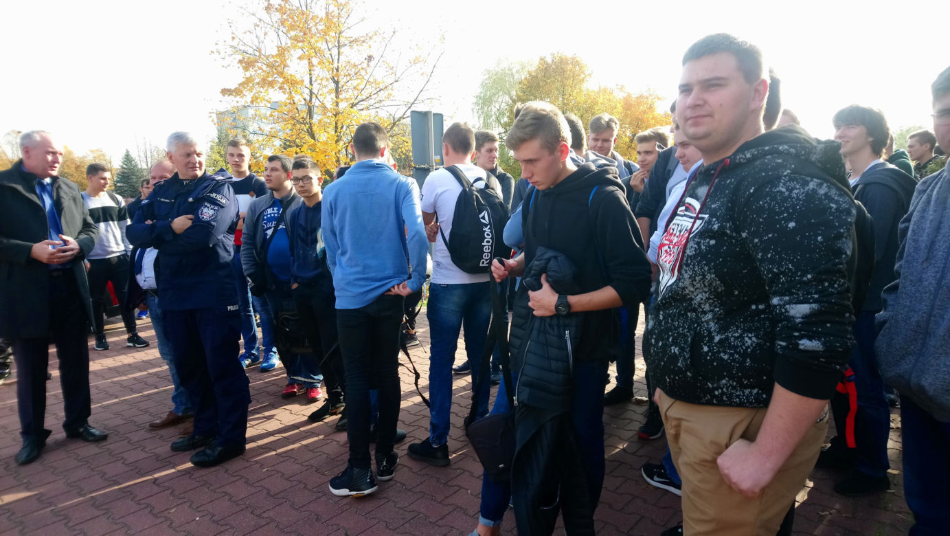 Symulator dachowania w Bełchatowie. Niecodzienne zajęcia w szkołach