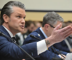 Pentagon prosi o 1,5 biliona dolarów na obronność. Czy Ameryka jest gotowa na takie wydatki?