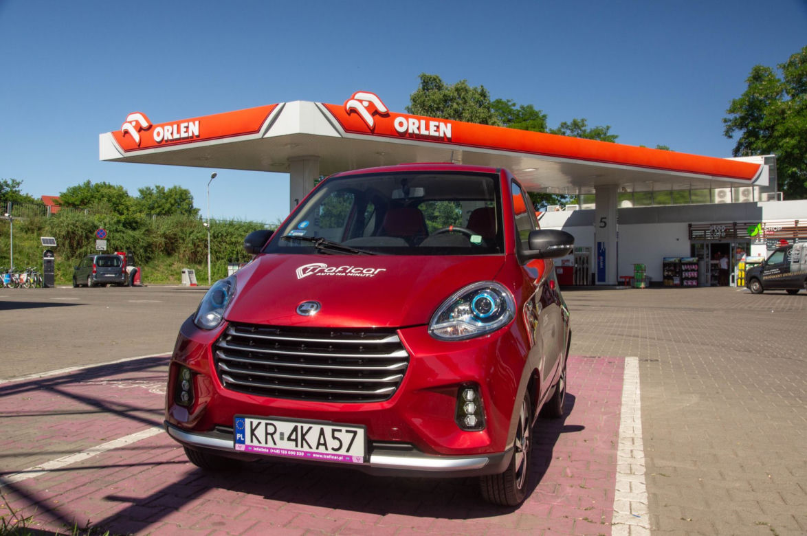 Elektryczny mikrosamochód ZD D2S we flocie Traficar