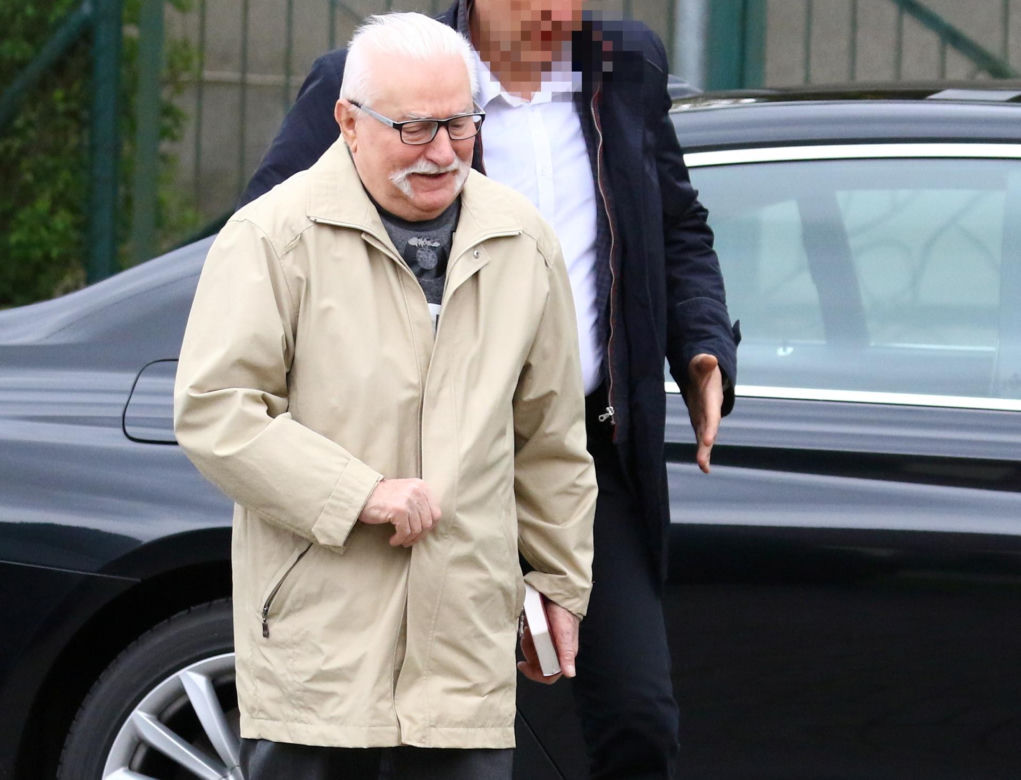 Lech Wałęsa na niedzielnej mszy