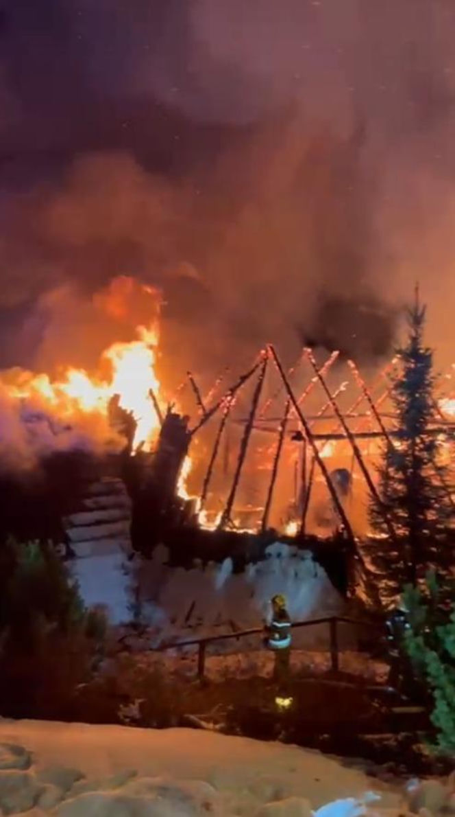 Dramat na weselu. 100 osób uciekało z płonącej karczmy. Ogień objął cały budynek