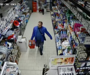 Świecie: Ci mężczyźni ukradli alkohol ze sklepu! Poznajesz ich? [ZDJĘCIA]