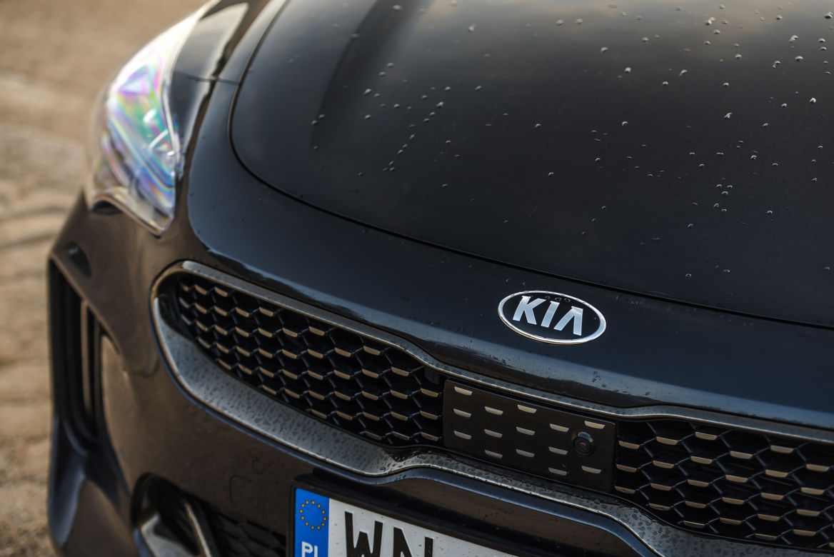Kia Stinger 2.0 T-GDI 245 KM 8AT RWD GT Line