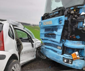 Koszmarny wypadek pod Makowem Mazowieckim! 2-latek z citroena zabrany przez śmigłowiec [ZDJĘCIA]