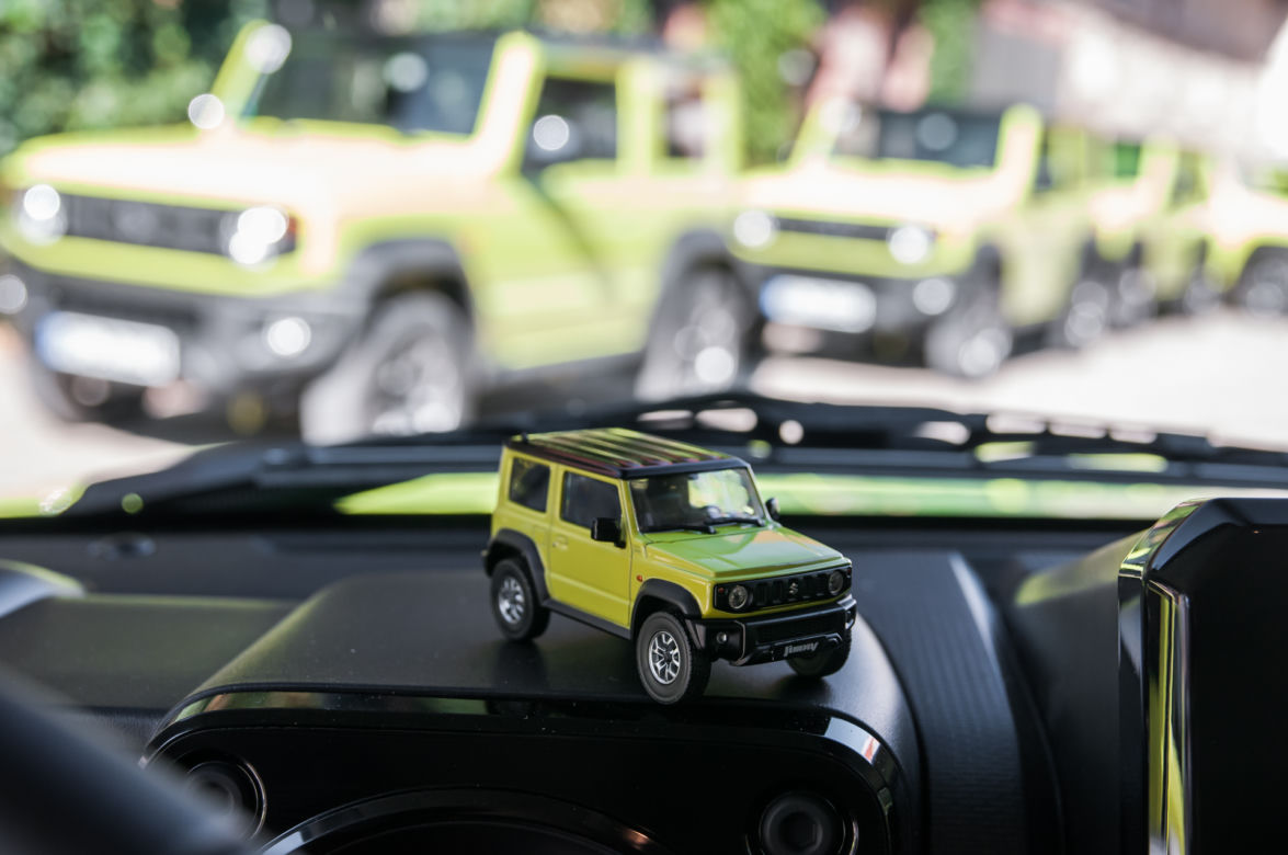Suzuki Jimny 1.5 102 KM 4WD XLED