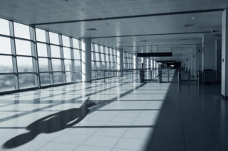 Ukrainka zatrzymana na lotnisku w Balicach. Czerwona nota Interpolu pokrzyżowała jej plany?