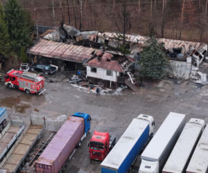 Potężny pożar hali w Warszawie. Wszystko spłonęło, zostały tylko zgliszcza