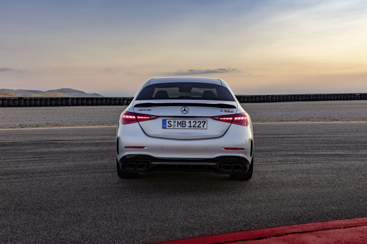Mercedes-AMG C 63 S E Performance (2023)