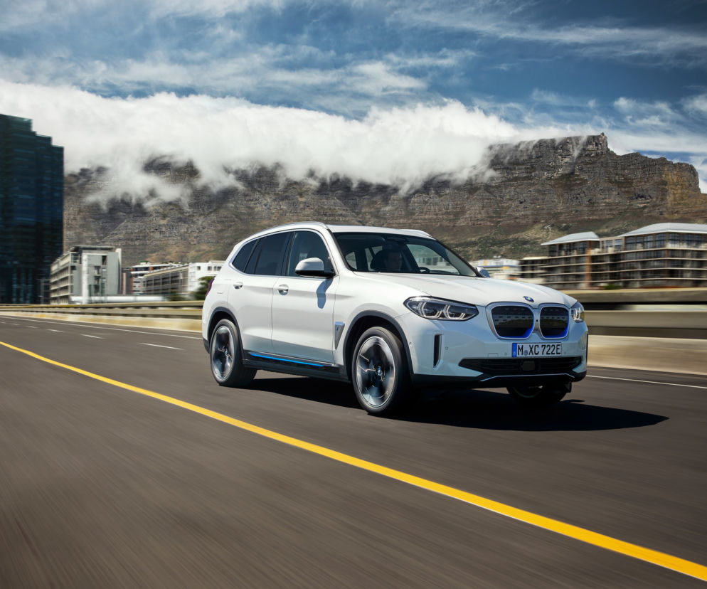 BMW iX3 (2021)