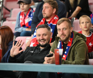 Tak kibice Wisły Kraków bawili się na trybunach. Znajdź się na zdjęciach