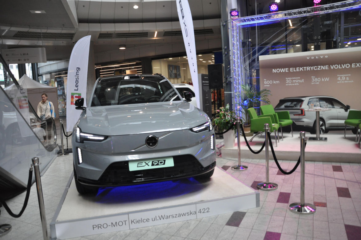 Prezentacja nowego Volvo EX90 w Galerii Korona Kielce