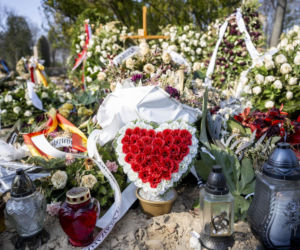 Tak wygląda teraz grób Edwarda Linde-Lubaszenko