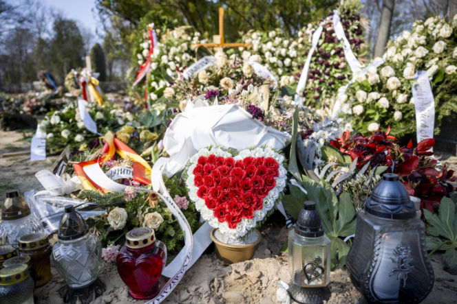 Tak wygląda teraz grób Edwarda Linde-Lubaszenko