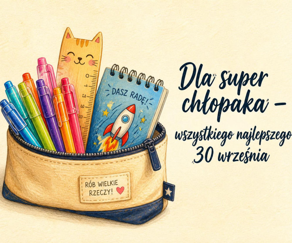 Piórnik z przyborami szkolnymi i napisem Dla super chłopaka. O życzeniach na Dzień Chłopaka przeczytasz na SE.