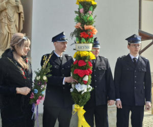 Niedziela Palmowa 2026 w gminie Brody. Barwna procesja i rekordowe palmy w Krynkach