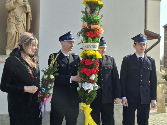Niedziela Palmowa 2026 w gminie Brody. Barwna procesja i rekordowe palmy w Krynkach