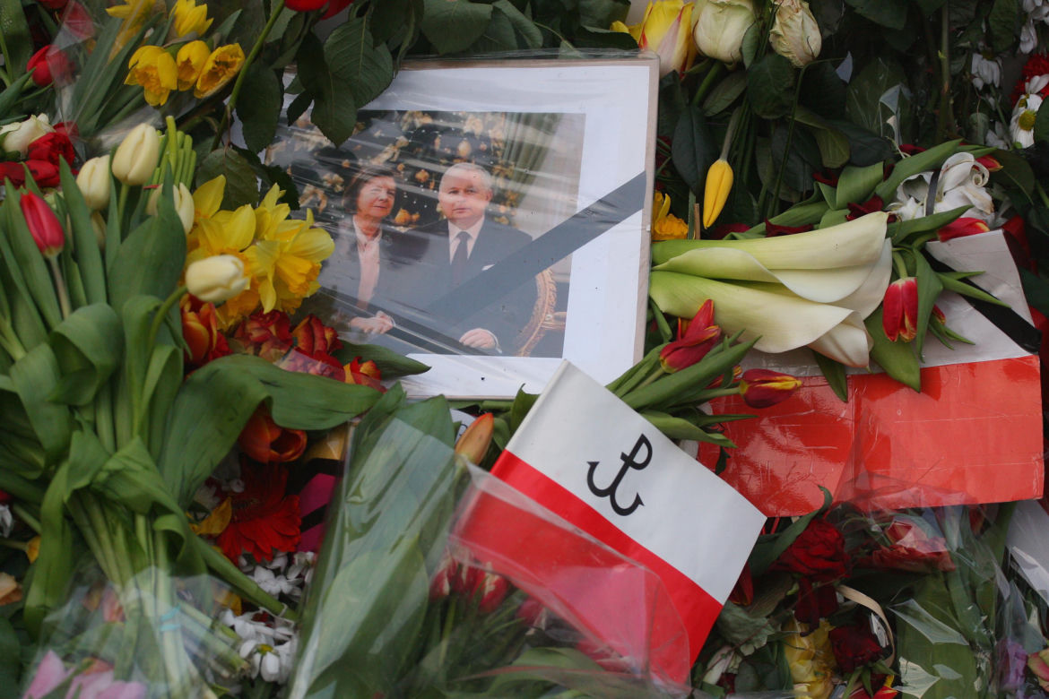 Warszawa dzień po katastrofie smoleńskiej