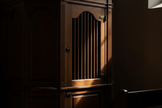 Kradzież grzechem powszechnym. Jakich przewinień Polacy nie unikają?