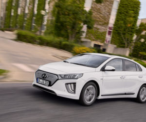 Hyundai IONIQ Electric lifting 2019