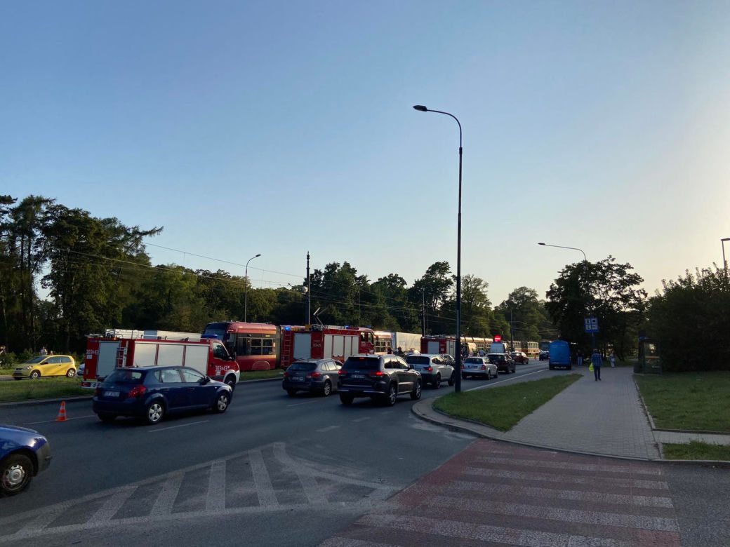 Łódź. Zderzenie tramwajów na Mickiewicza. Kilkudziesięciu pasażerów poszkodowanych!