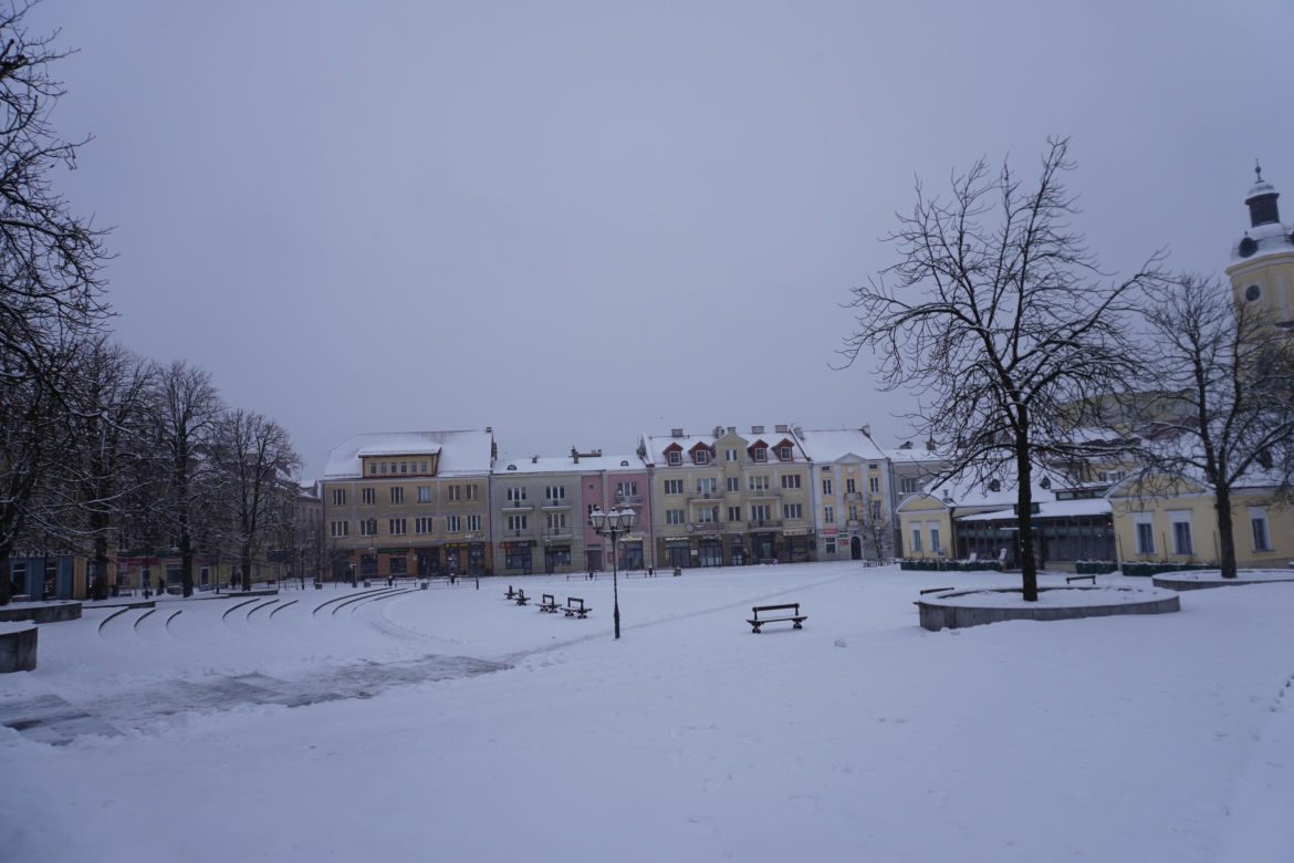 Białystok pod śniegiem. Tak prezentuje się zasypana stolica Podlasia