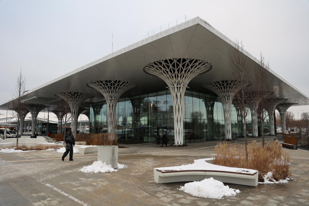 Dworzec metropolitalny w Lublinie obchodzi pierwsze urodziny