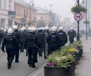Policjanci zabezpieczali Marsz Niepodległości