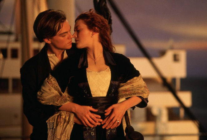 Najsłynniejsza kwestia z "Titanica" to efekt desperacji na planie. Sam DiCaprio nie chciał jej wypowiedzieć 
