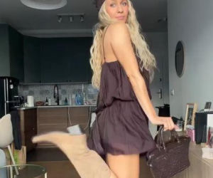 Polskie gwiazdy na koncercie Bad Bunny'ego. Lewandowska w samym staniku, Tarnowska niczym na Coachellę