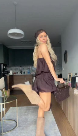 Polskie gwiazdy na koncercie Bad Bunny'ego. Lewandowska w samym staniku, Tarnowska niczym na Coachellę
