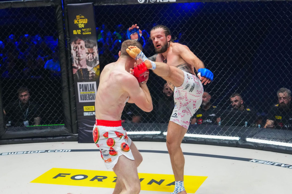 XTB KSW 121. Potężny cios w krocze, trybuny zamarły!