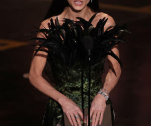 Demi Moore zachwyciła w kreacji na Oscarach. Nie wygląda na 63 lata