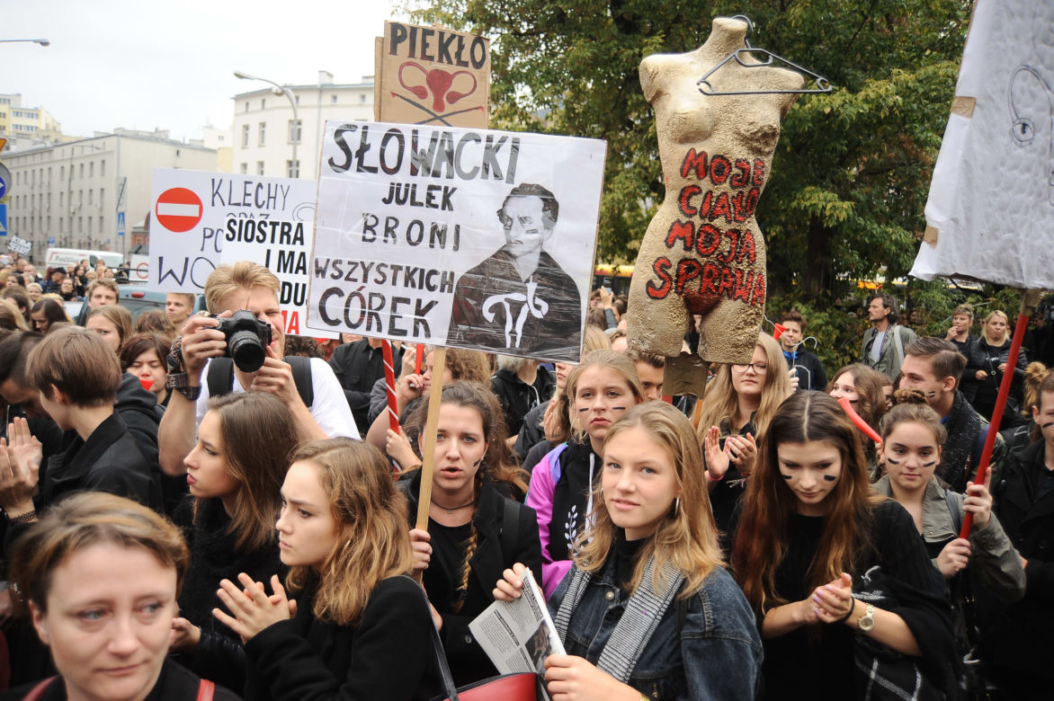 CZARNY PROTEST W WARSZAWIE.