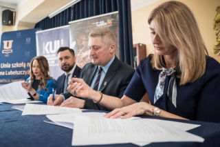 III LO będzie kształcić przyszłych dyplomatów. Nowa klasa pod patronatem KUL