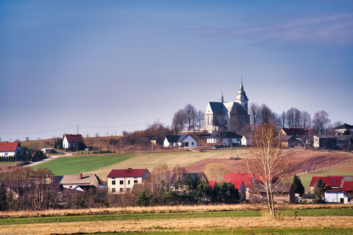Chełmce. Kościół pw. św. Marii Magdaleny i św. Mikołaja