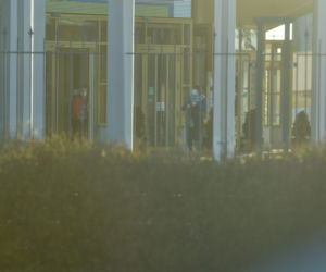 Niedzielna msza podczas kwarantanny w kościele zbudowanym przed Tadeusza Rydzyka