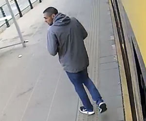 Brutalna napaść o świcie. Policja pilnie poszukuje tych mężczyzn