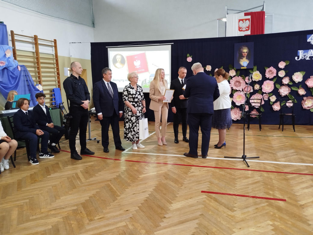Uroczystość jubileuszowa w siedleckiej "Dziesiątce" była okazją do wspomnień