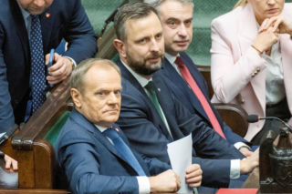 Tusk pisze do KE ws. CO2. Chce darmowych uprawnień