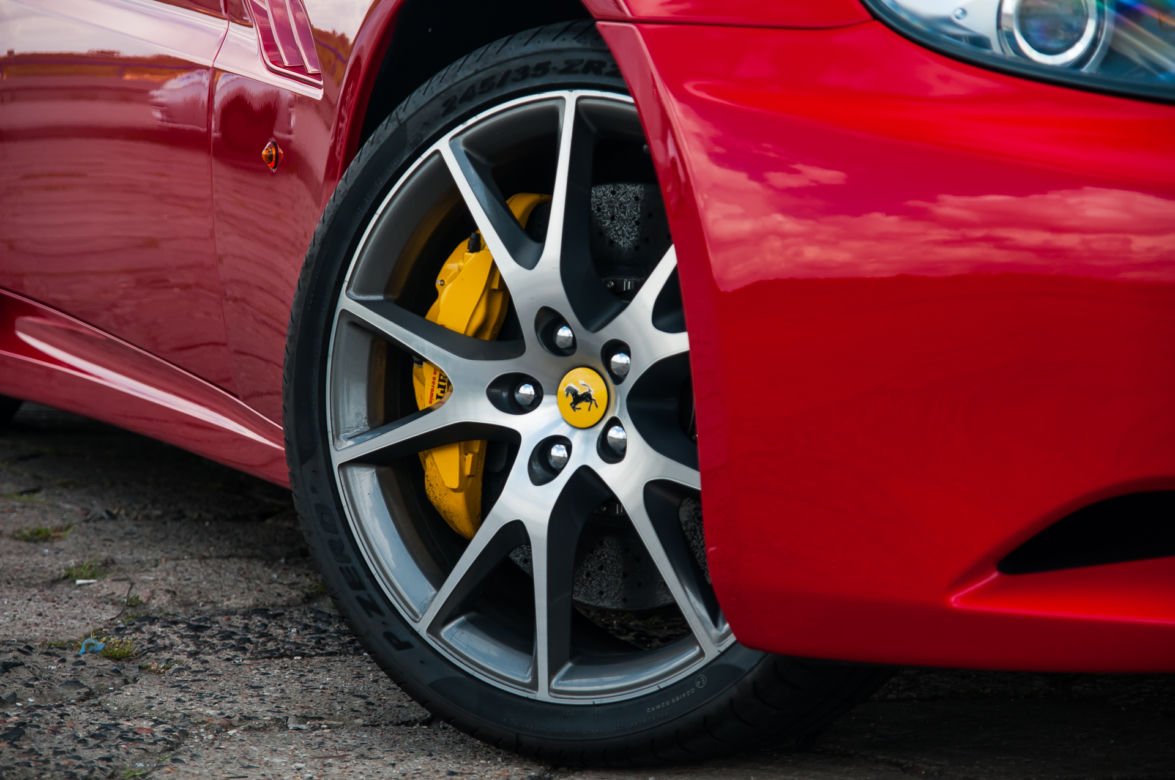 Ferrari California 4.3 490 KM 7AT